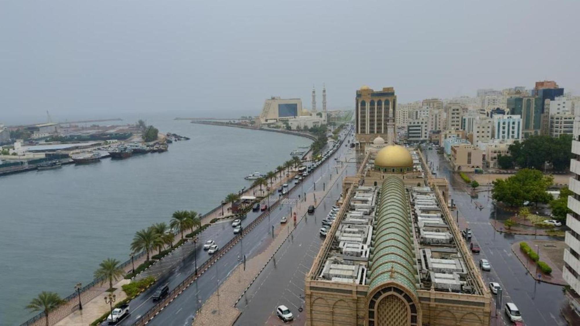 Al Barakah Hotel Sardzsa Kültér fotó