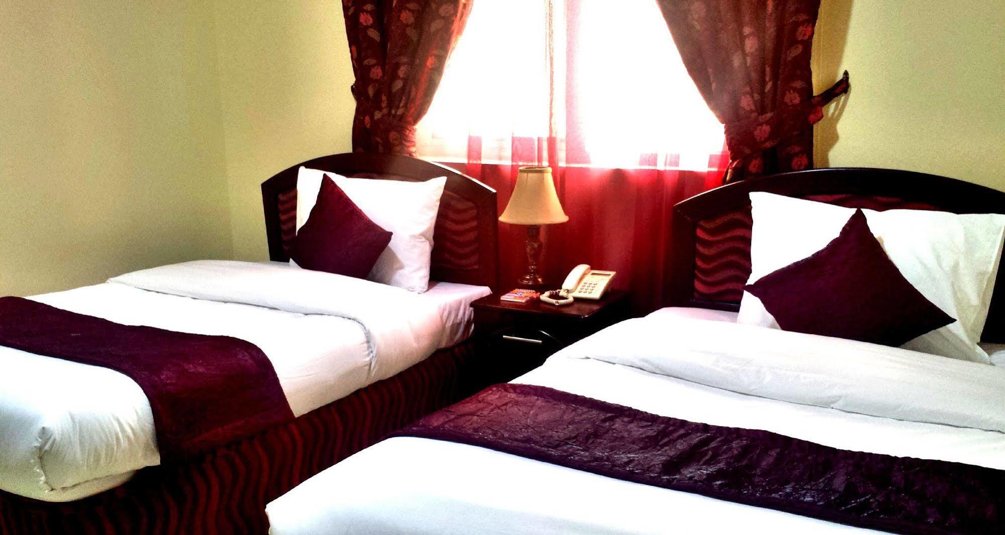 Al Barakah Hotel Sardzsa Kültér fotó